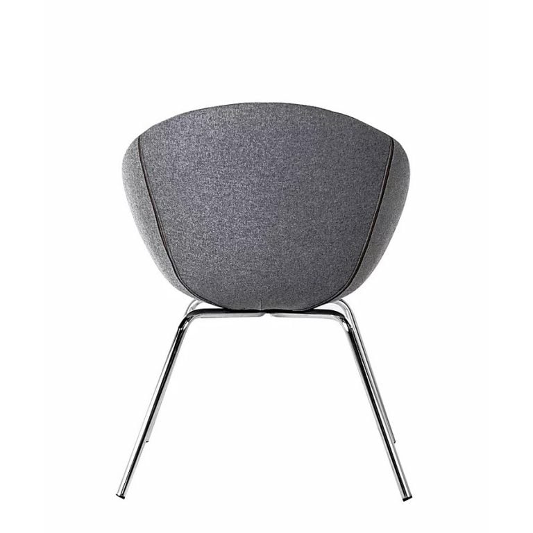 Giro Guest Chair | Seated