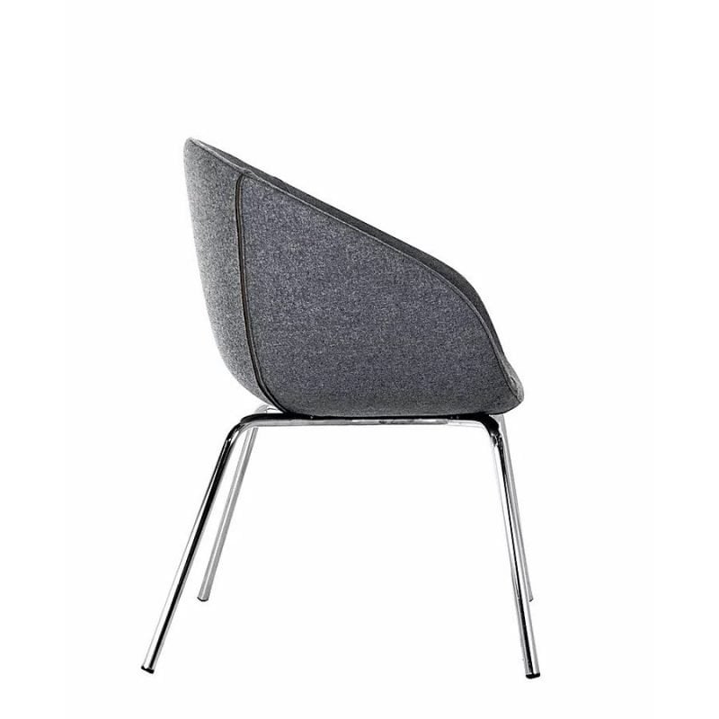 Giro Guest Chair | Seated